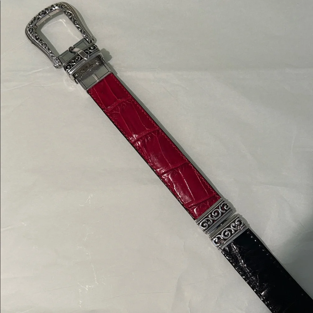 Vintage Brighton Reversible Black and Red Leather Croc-Embossed Belt.#43101